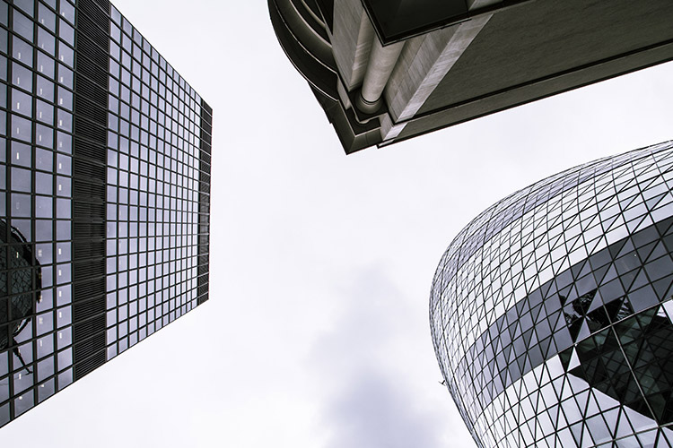 Banken und Finanzinstitutionen Banken und Finanzinstitutionen